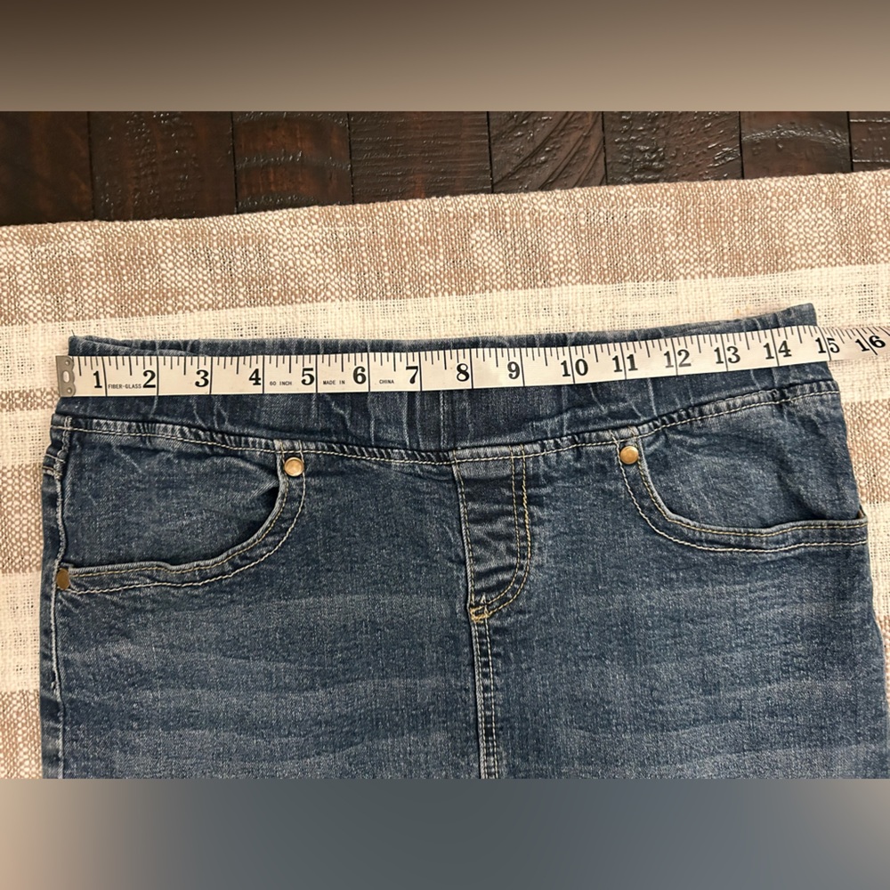 Jean Skirt - Picture 4 of 6